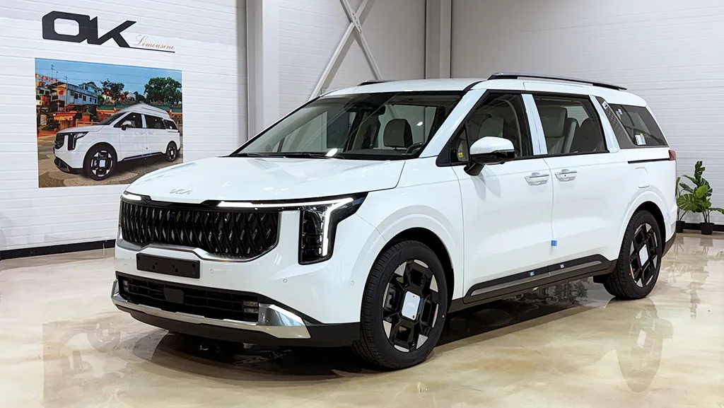 low-limousine low-limousine