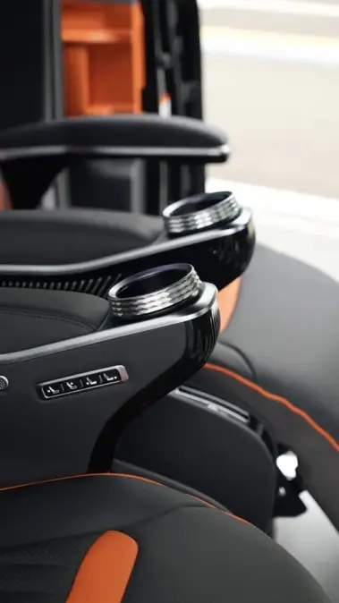 new-seats07